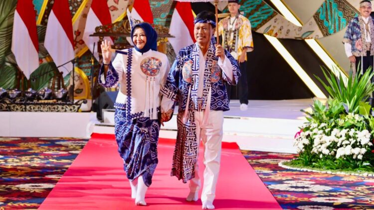 Kreativitas Cirebon Berbuah Juara Terunik di Ajang Fashion Show