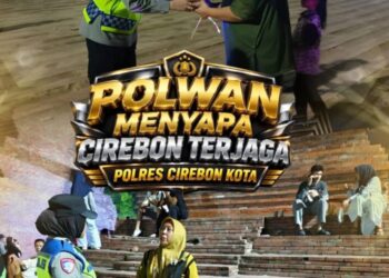 Polwan Sapa dan Layani Warga, Hadir Dekatkan Pelayanan di Kota Cirebon